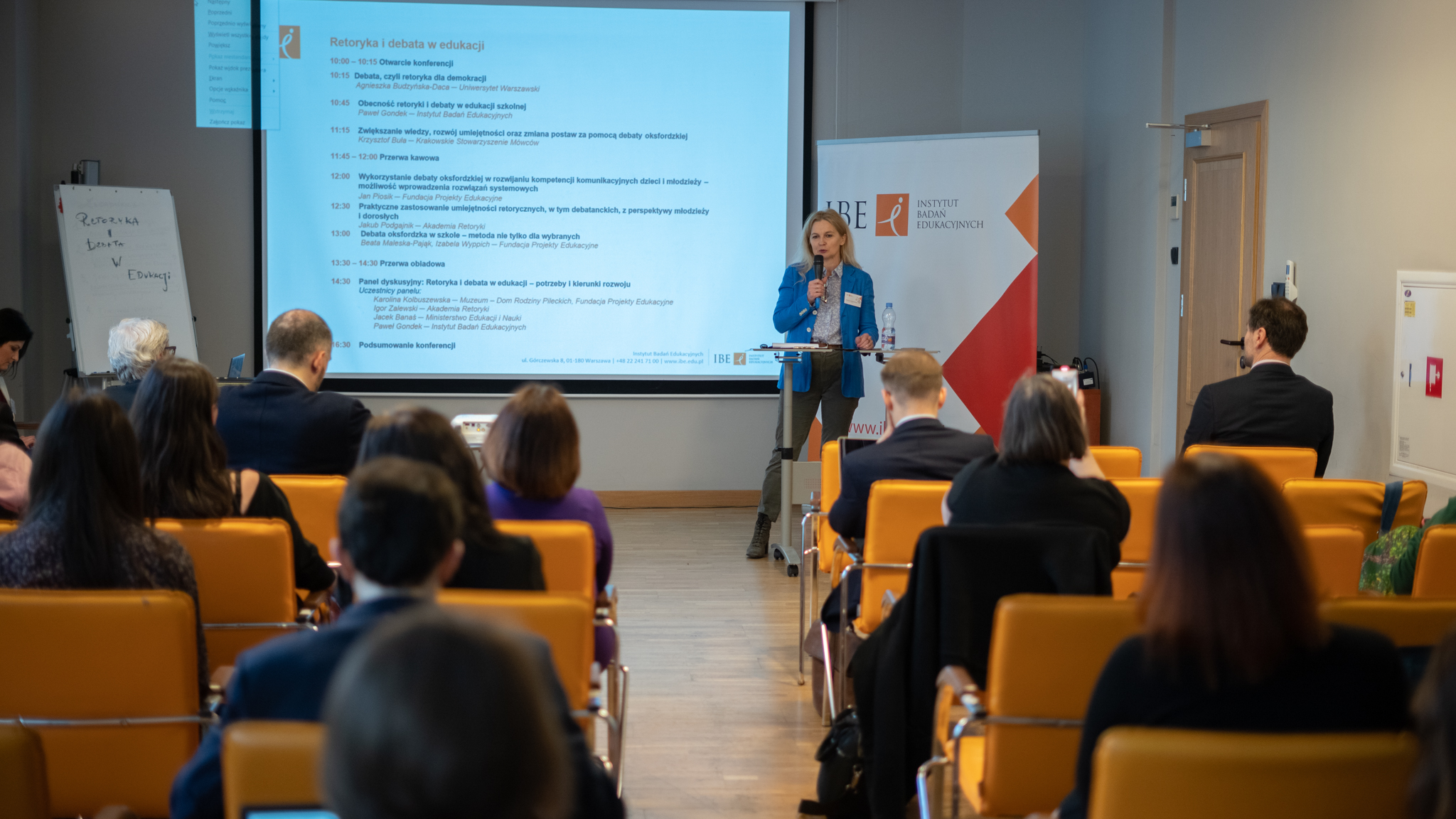 dr hab. Agnieszka Budzyńska-Daca, prof. UW