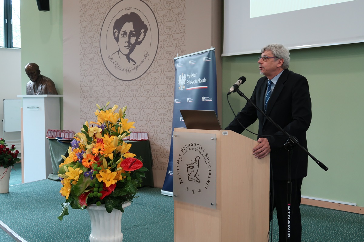 Dyrektor IBE prof. dr hab. Robert T. Ptaszek / fot. Piotr Czajka - ORE