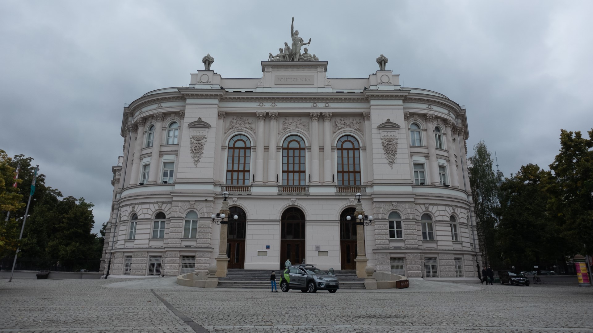 Budynek Politechniki Warszawskiej